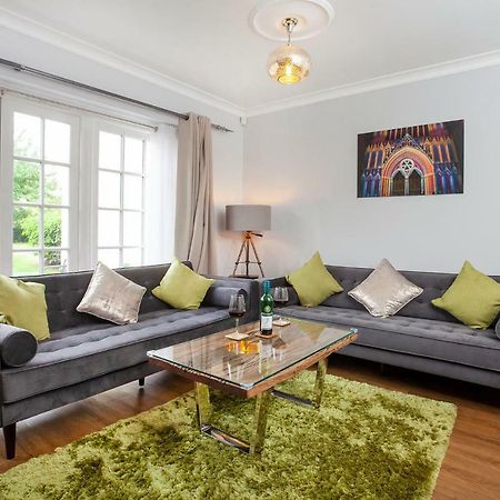 Вилла Thomas, Off Leeman Road, Sleeps 9 Йорк Экстерьер фото